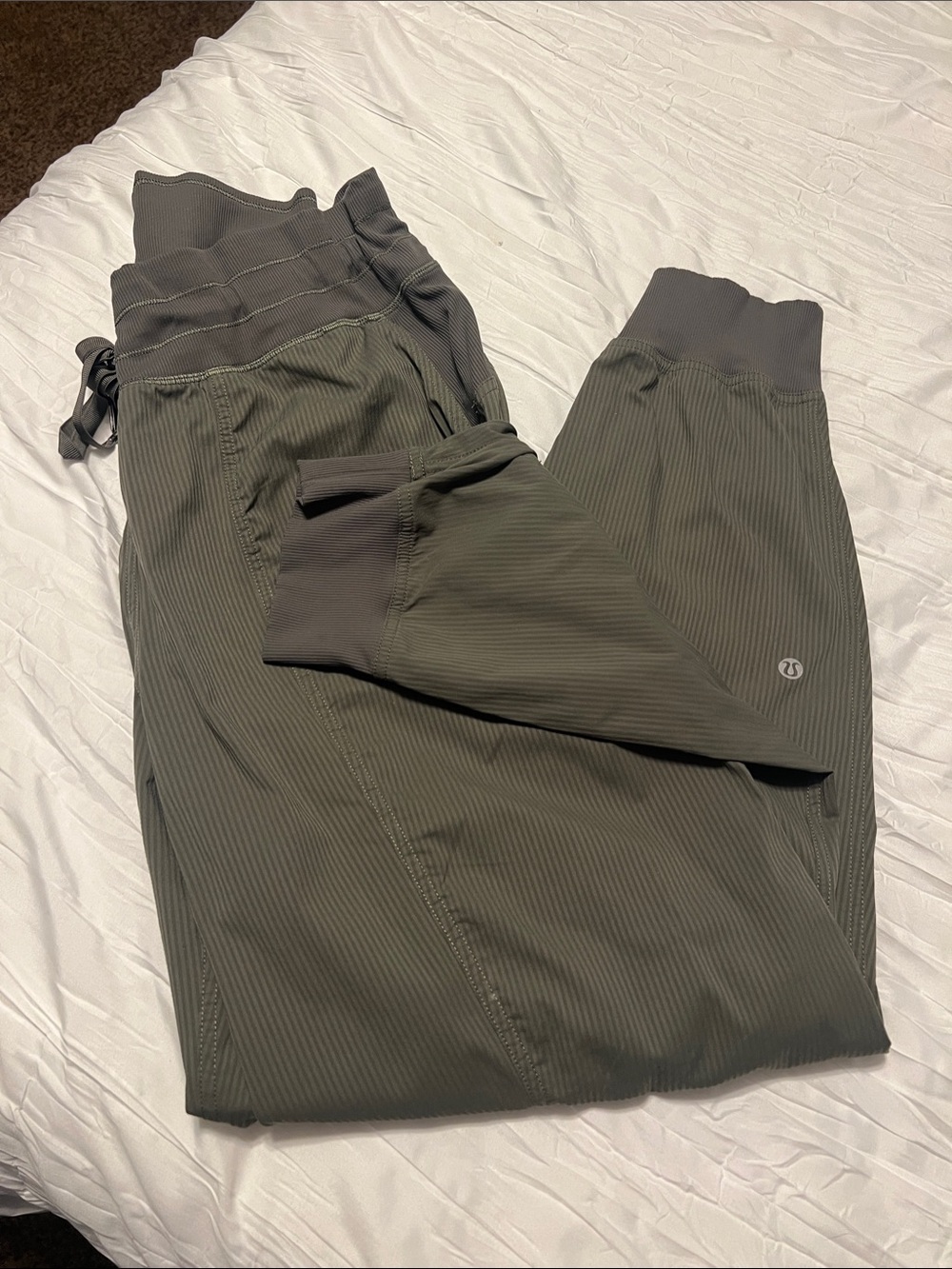 Lululemon Dance Studio Jogger (Olive)